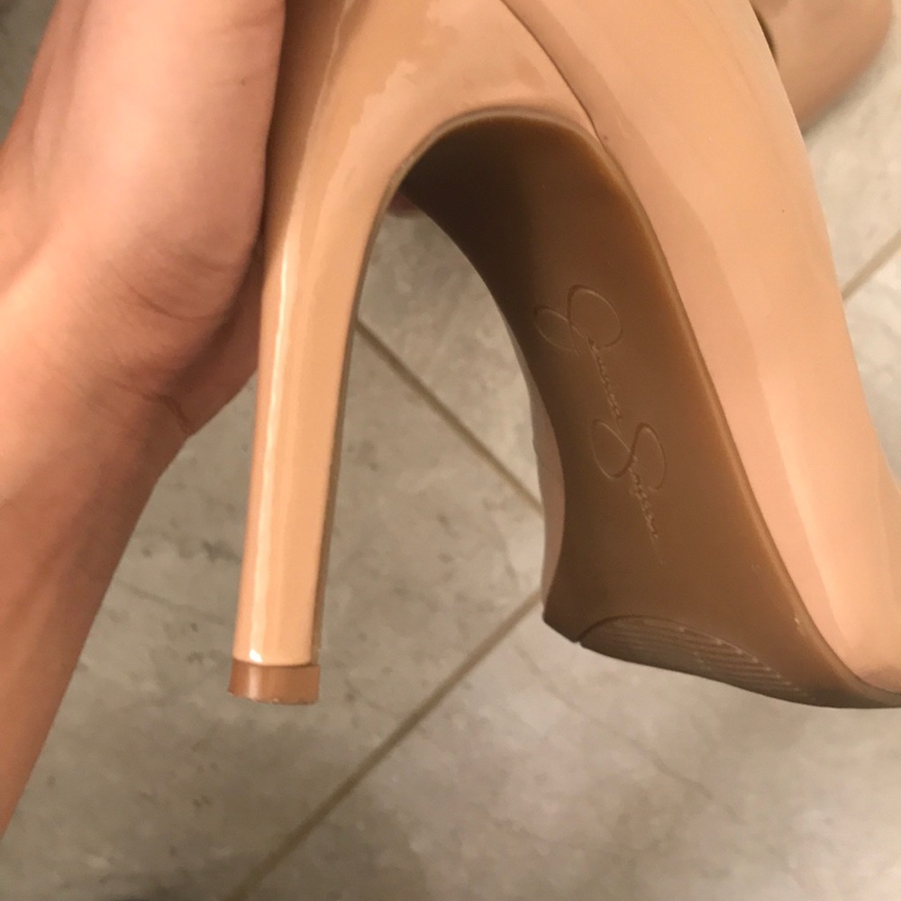 Nude Heels - Picture 2 of 2